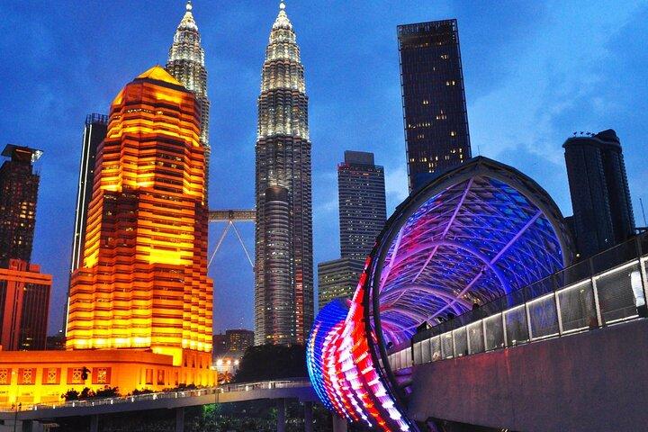 Best of Kuala Lumpur: Batu Caves, Kanching Falls & City Landmarks