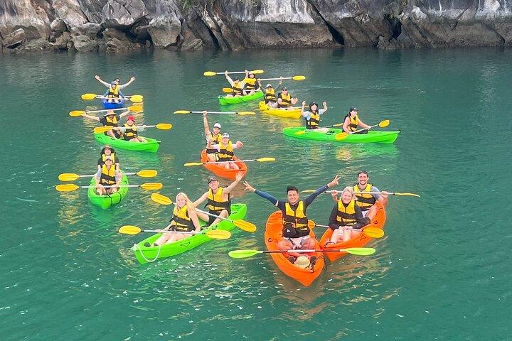 Day Tour Serenity Cruise at Lan Ha Bay from Hanoi, Hai Phong