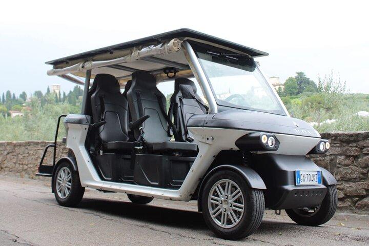Florence Tour by Eco Car with Panoramic View