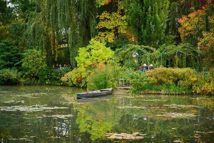 Monet’s House & Gardens Giverny Small Group Tour from Paris