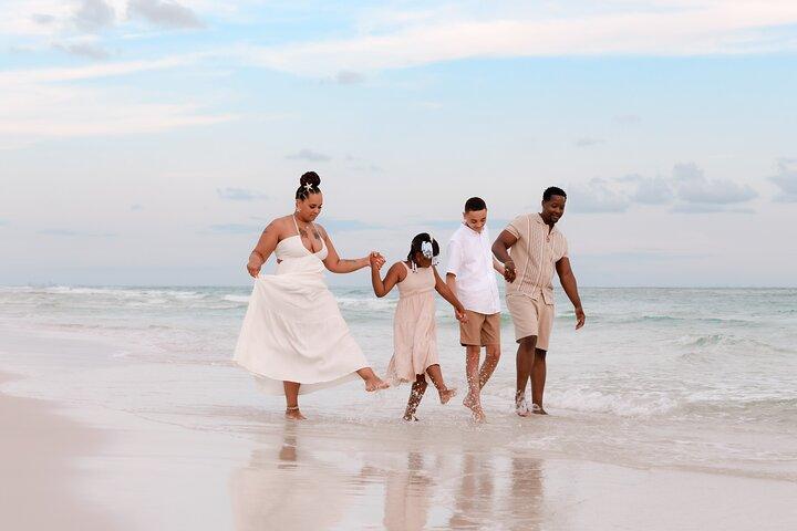 Private Vacation Photoshoot with Photographer in Biloxi