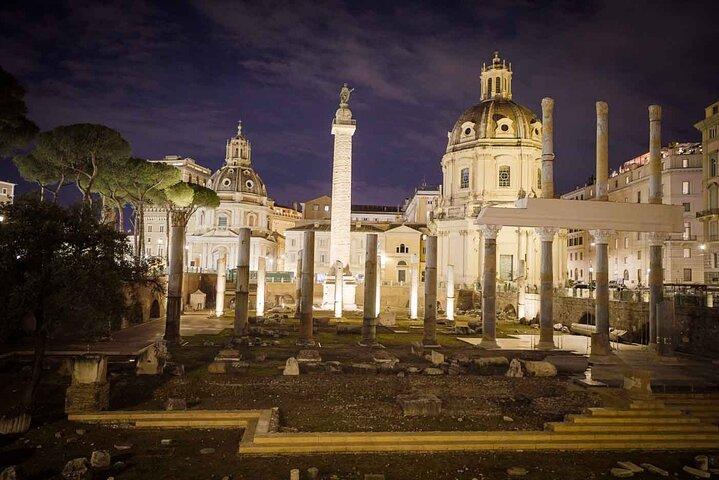 Roman Forums by Night Small Group Walking Tour