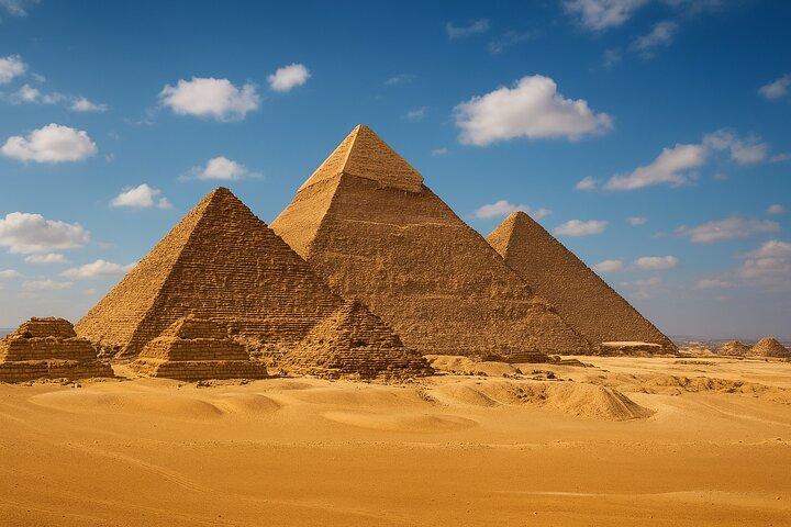 Half day tour great pyramids of Giza