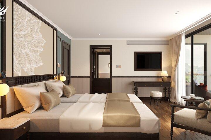 Lyra Grandeur Cruise - 2 Days Luxury From Ha Noi
