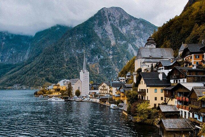 Private Tour from Vienna- Gmunden, Traunkirchen, Ischl, Hallstatt