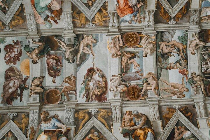 Vatican Museums & Sistine Chapel Skip The Line