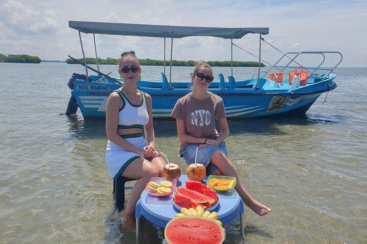 Negombo Tuk Tuk City Tour -Sightseeing & Hotel Pickup (Private)