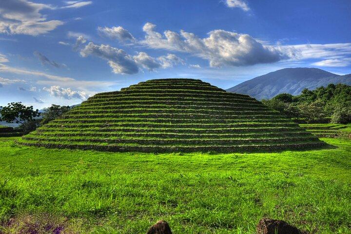 Private Premium Tour: Teuchitlan Ruins & Guachimontones