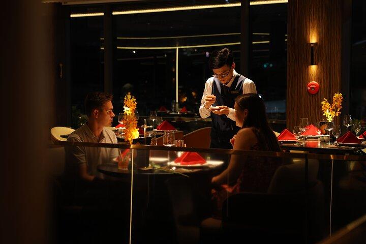Elite Luxury Dining Cruise in HCMC - Premium Buffet or Set Menu