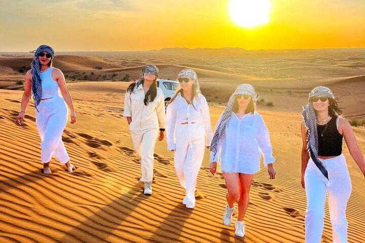 Dubai Desert Safari With Buffet Dinner Tour