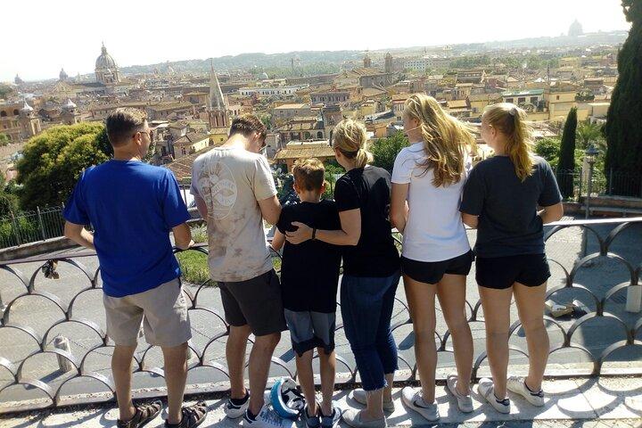 Rome in Style: Panoramic Vespa Experience with Licensed Driver