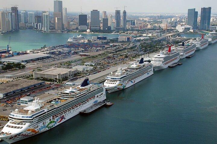 Private Group Luxury Shuttle Port of Miami Transfer Service