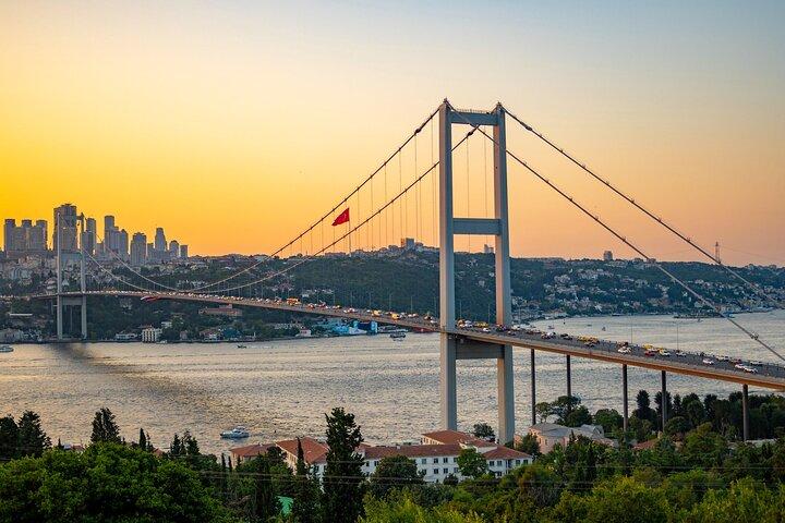 Istanbul Two Continents, Bosphorous, Spice Bazaar, Beylerbeyi Palace and Camlica Hill