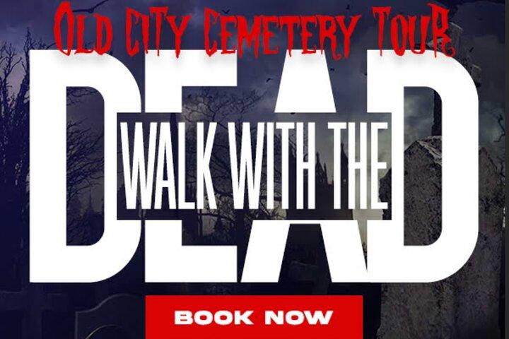 The Galveston Cemetery Tour - Walk With The Dead!