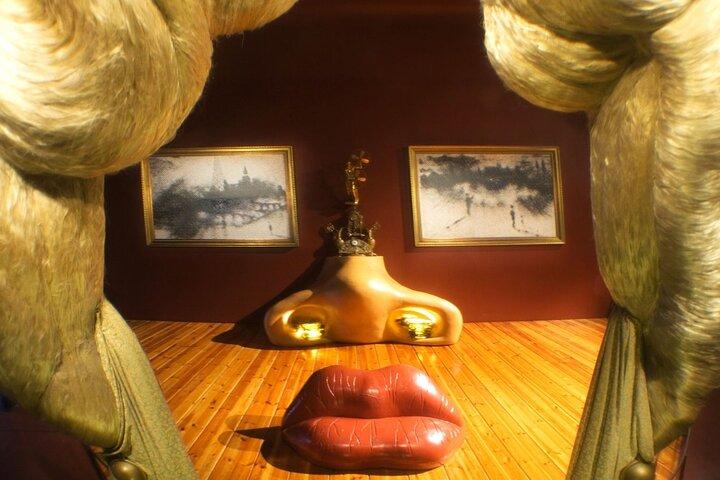 Figueres Dali Theater Museum Ticket & Audio Tour on Your Phone