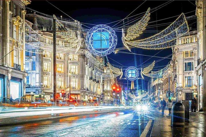 London: Christmas Lights Tour (Bus) + Hop-On Hop-Off 1-Day Boat