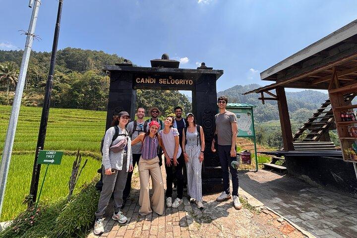 Borobudur Climb Up and Selogriyo Rice Terrace Guided Day Tour