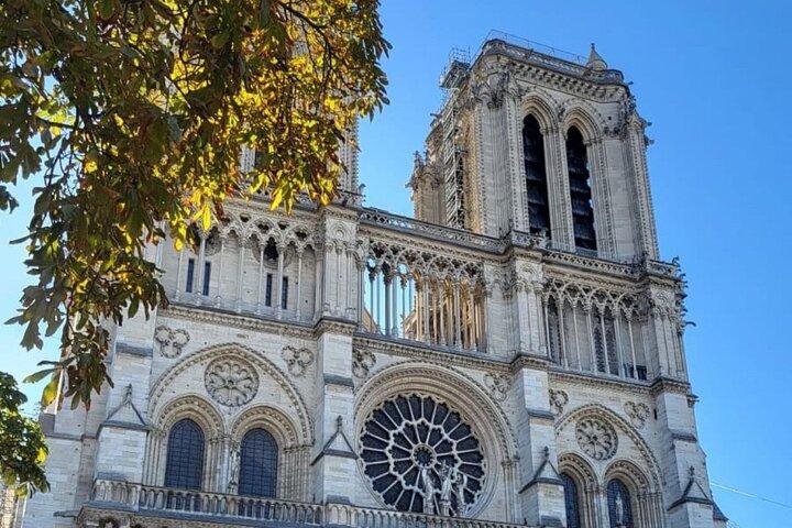 Notre Dame Interior Small Group Guided Tour