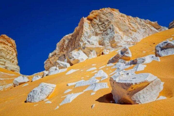 Bahariya Oasis Visit Black And White Desert From Cairo