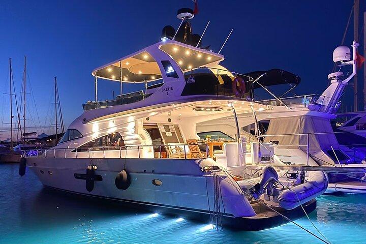 2 Hours Private Yacht Cruise on Bosphorus Istanbul