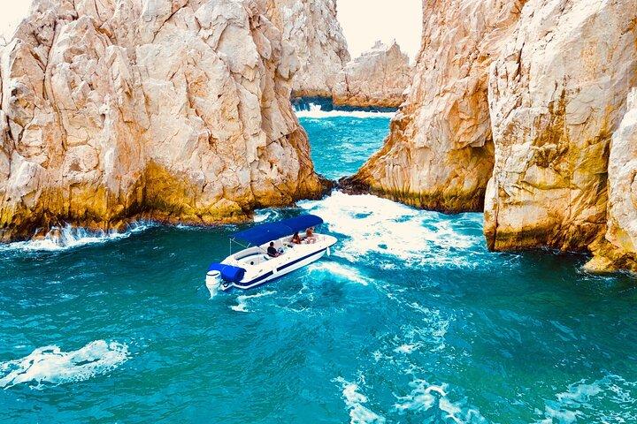 Tour of Cabo San Lucas and Playa del Amor by Luxury Yacht