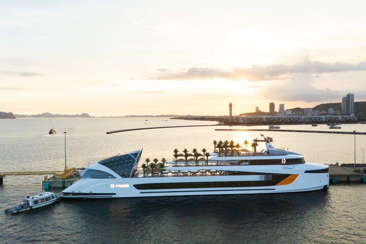 From Habor: Dolphin 5-Star Luxury Day Cruise through Halong Bay
