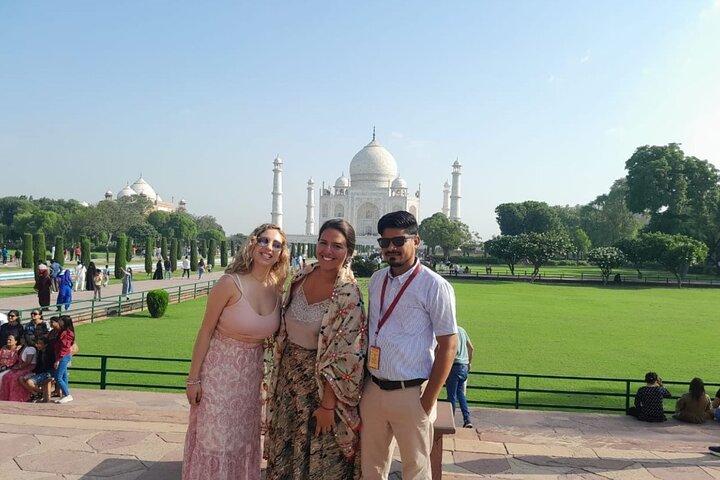 Taj Mahal & Agra Fort Day Tour from Delhi Skip The Line