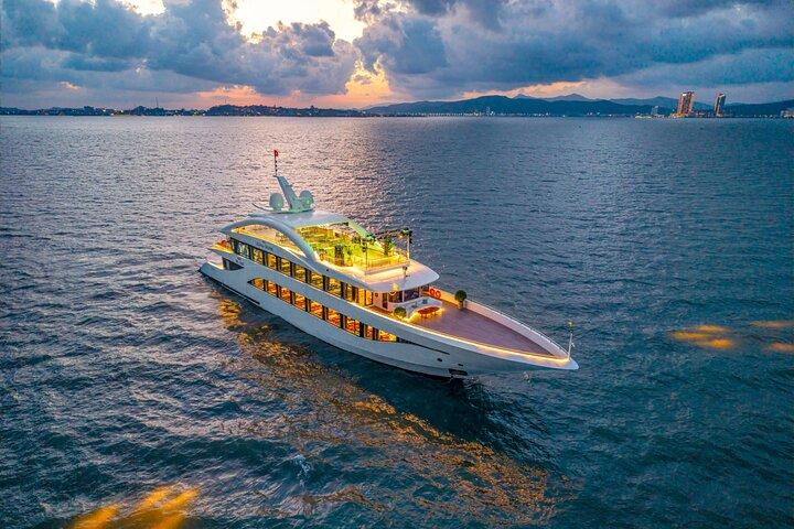 Premium Halong Bay Day Cruise from Hanoi 5 Star Luxury Tour