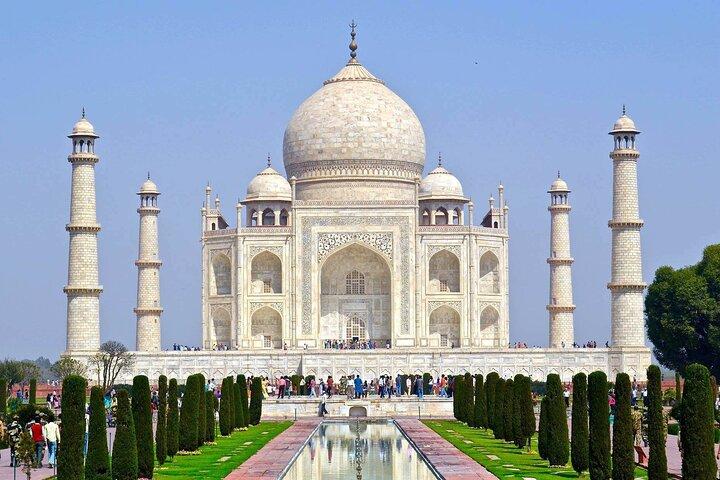 All-Inclusive Taj Mahal, Agra Fort & Fatehpur Sikri Private Tour