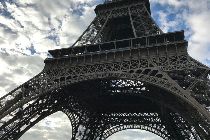 Eiffel Tower Guided Tour by the Stairs with Summit Access Option