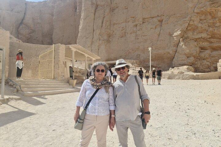 Half Day Tour: Valley of the Kings and Hatshepsut Temple & memnon