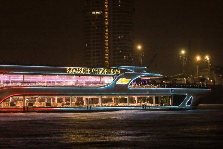 Sawasdee Chao Phraya Dinner Cruise in Bangkok