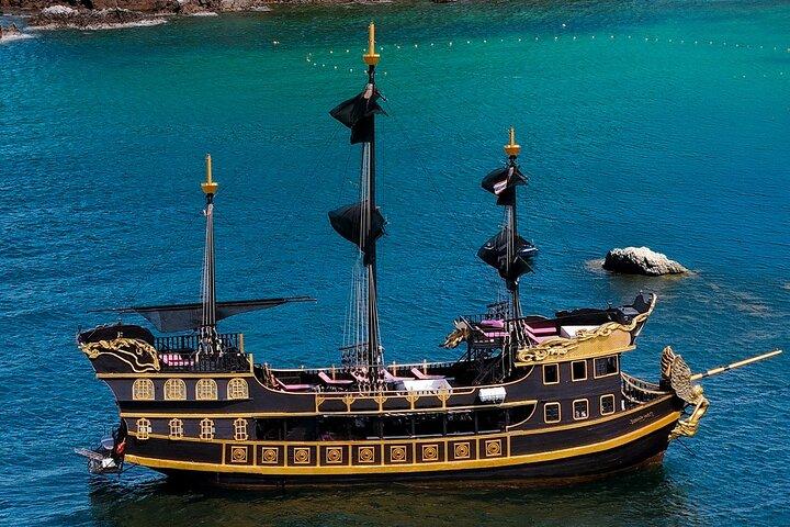 Pattaya Pirate Cruise to Koh Larn with Sunset Party