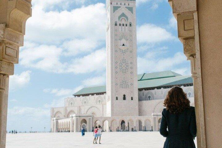Half-Day Casablanca City Tour with Mosque Visit and Market Stop