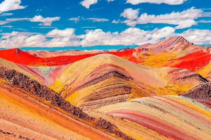 Private Tour to Palcoyo Rainbow Mountain with meals
