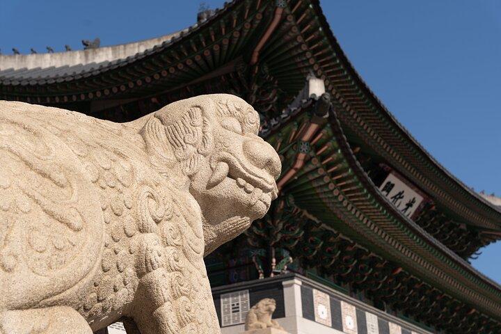 Seoul Private Experience with a Local: Flexible Highlights Tour