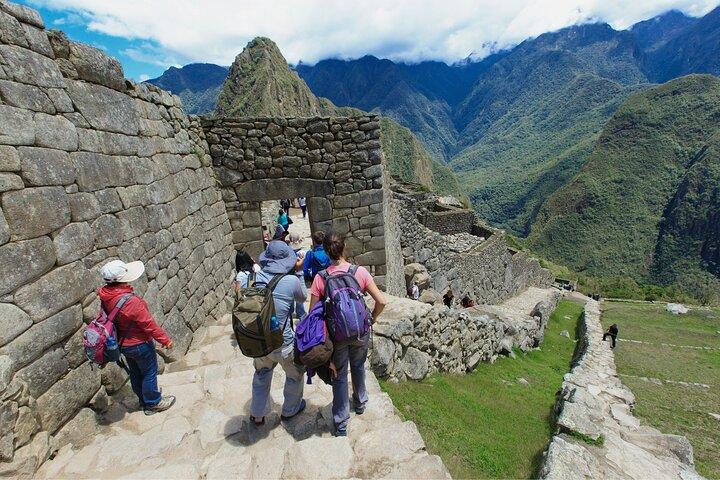 Private Guided Tour in Machu Picchu