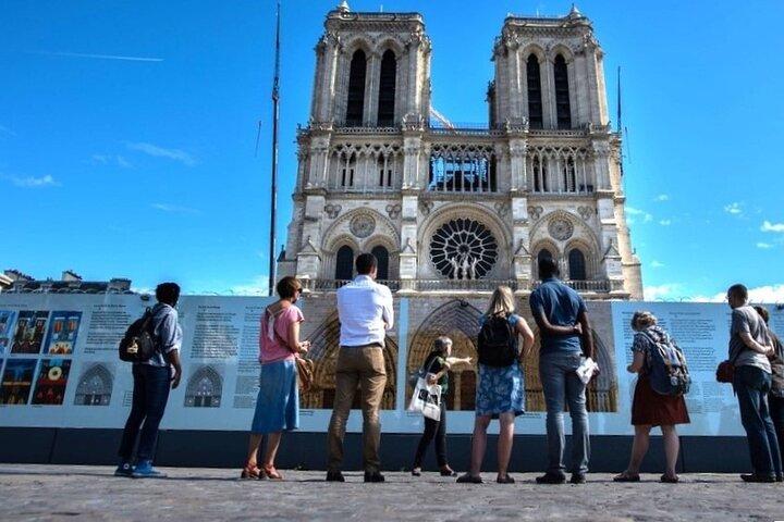 Notre Dame Interior Small Group Guided Tour