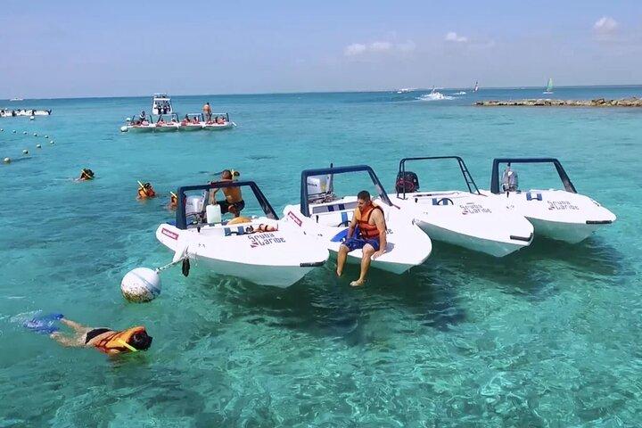 Cancun Speedboat and Snorkeling Adventure with Hotel Pickup