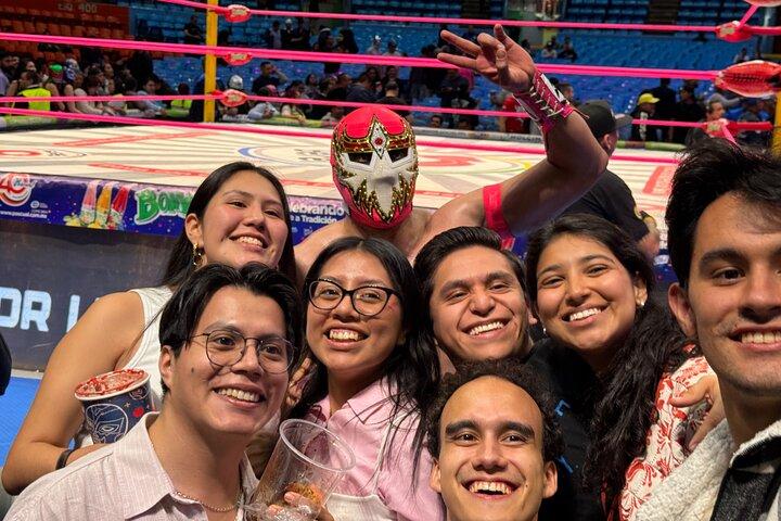 Lucha Libre Alcohol-Free Tour : Ice Cream + Mask + Walk + Guide