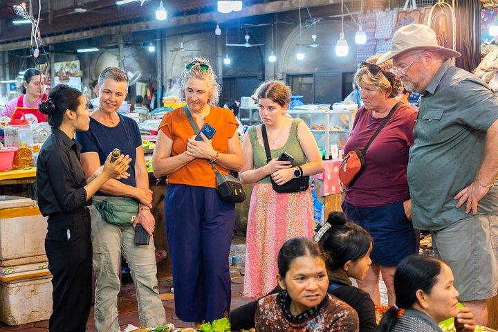 Amok Cooking Class and Market Tour in Pub Street - Siem Reap