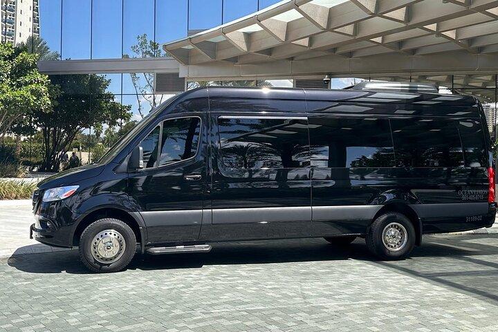 Port of Miami Transfer Service 14 Passengers