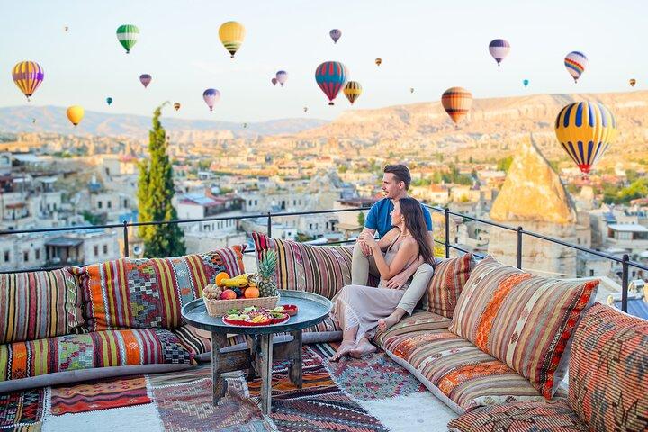 Istanbul: Cappadocia 2-3 Day Tour with Flights & Hotel