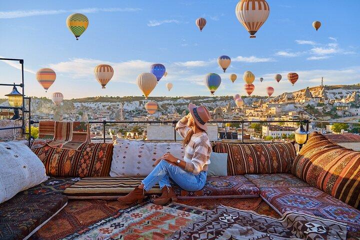 Istanbul: Cappadocia 2-3 Day Tour with Flights & Hotel