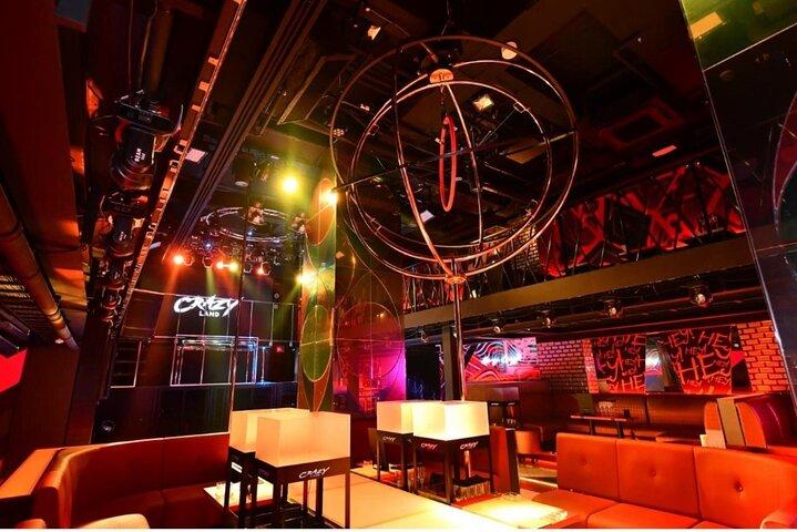 Osaka Dotonbori: CHEVAL Nightclub Ticket & Drinks (Foreign Only)