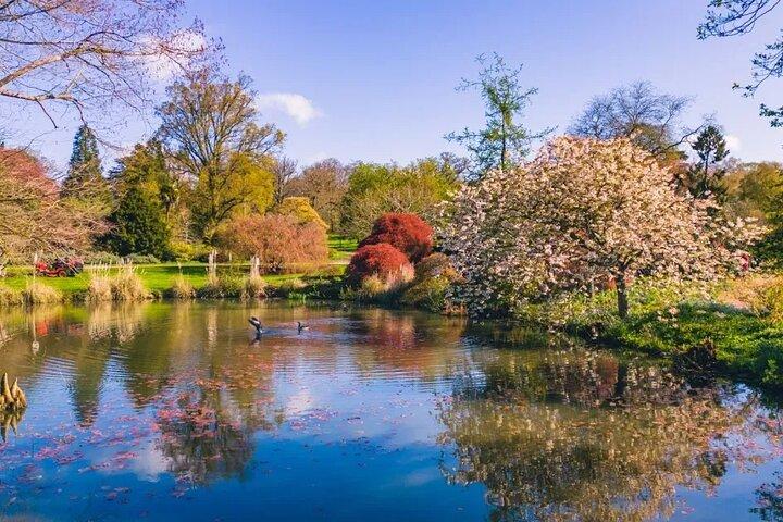 Antique Market Tour to Ardingly & Wakehurst Place from London