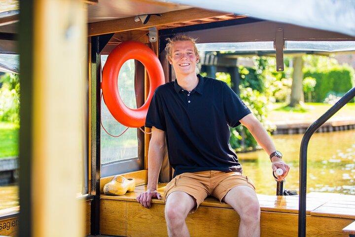 Giethoorn Day Trip from Amsterdam with Boat Trip
