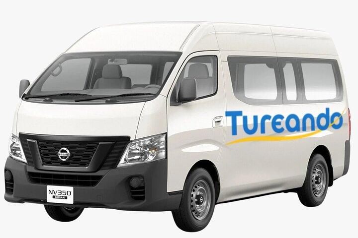 Shared Cancun Airport Transfer to Moon Palace Hotel