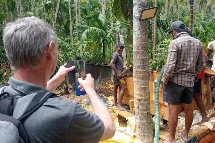 Gem mining day tour at Rathnapura (Harasara Tours)