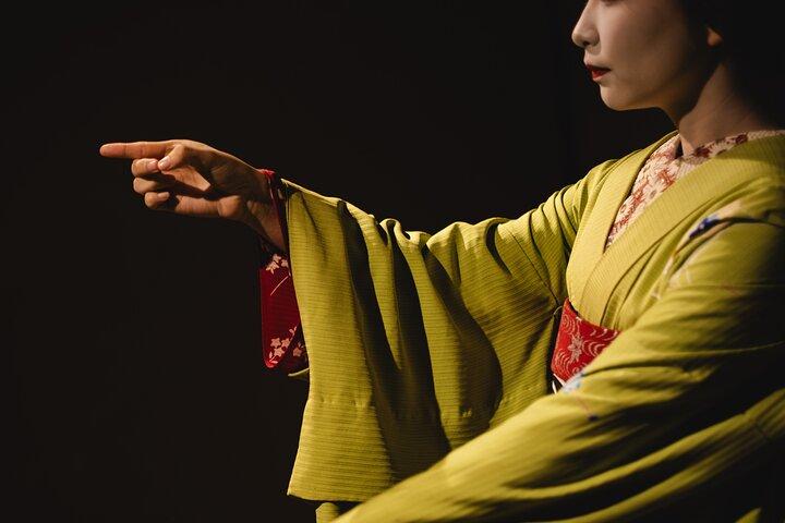 Kyoto Geisha Show Cultural Hour with an apprentice geisha, Maiko
